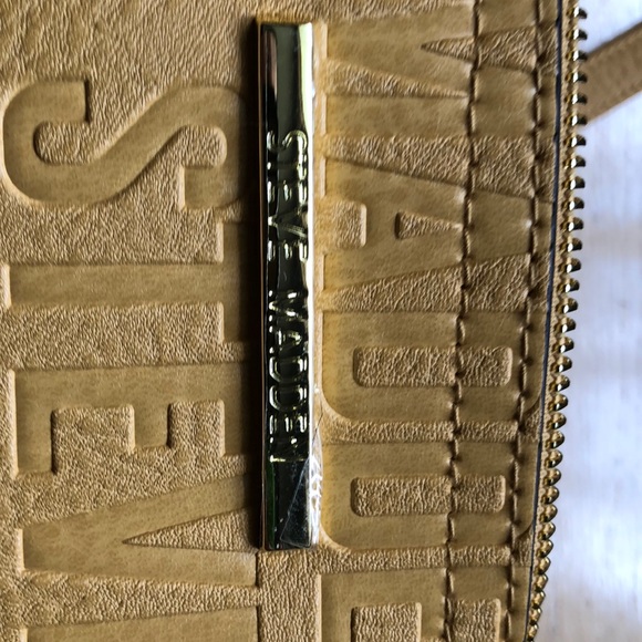 Steve Madden Bmarilyn Crossbody Bag In Mustard - Picture 7 of 8
